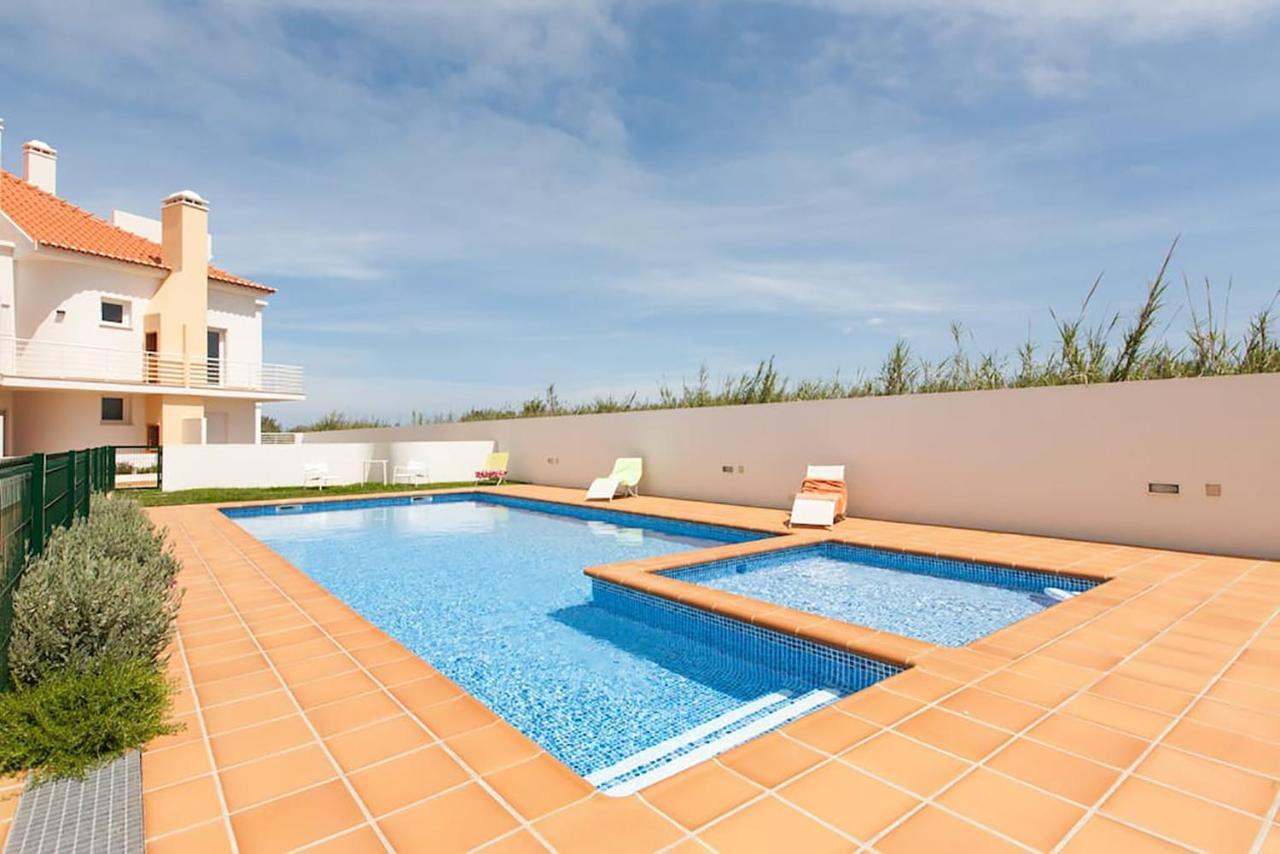 Casa Sardinha - Praia E Piscina - T2 Ferrel  Exterior photo